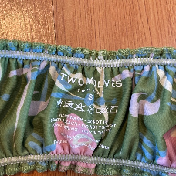 Unworn bandeau bikini (both pieces) - Picture 3 of 3